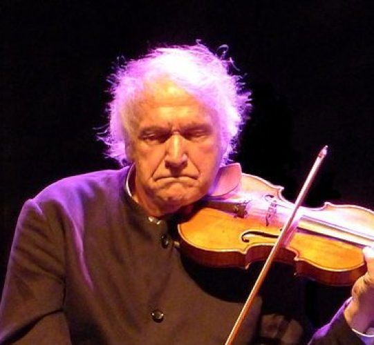 Thiên tài vĩ cầm người Israel Ivry Gitlis. Ảnh: stringsmagazine.com