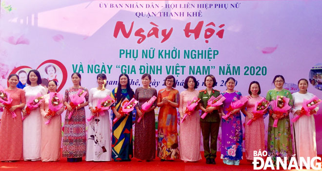 Ngày hội phụ nữ khởi nghiệp quận Thanh Khê diễn ra tháng 6-2020 đã thu hút nhiều  ý tưởng khởi nghiệp có tính đột phá, góp phần giải quyết việc làm cho người lao động, phát triển kinh tế gia đình.Ảnh: XUÂN DŨNG
