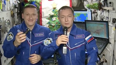 Trạm ISS gửi lời chúc mừng năm mới tới Trái đất
