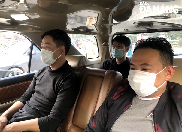 Phát hiện ô-tô chở 3 người Trung Quốc nhập cảnh trái phép