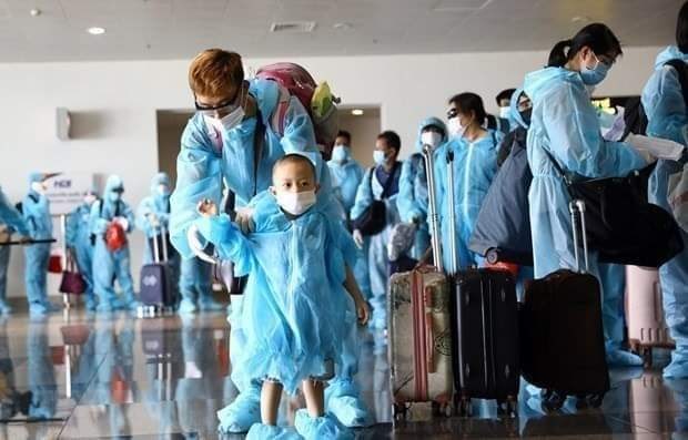 Vietnam recorded 12 new imported Covid-19 cases in the 24 hours from 6:00pm of January 2, bringing the total number of infections to 1,494 (Illustrative photo: VNA)