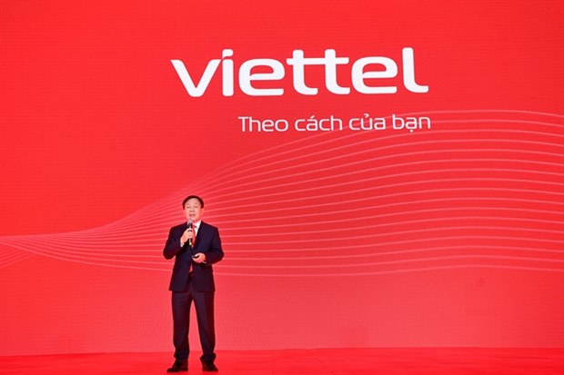 Le Dang Dung, acting Chairman and General Director of Viettel Group, talks about their new brand identity. (Photo: VNA)
