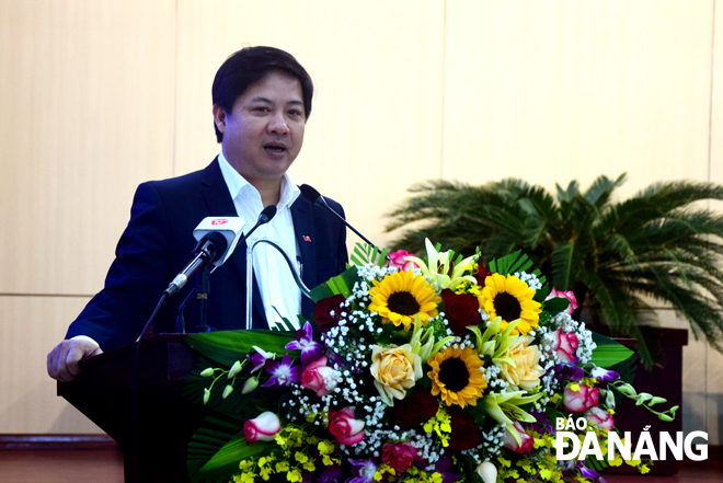 Phó Bí thư Thường trực Thành ủy, Chủ tịch HĐND thành phố Lương Nguyễn Minh Triết phát biểu chỉ đạo tại hội nghị. Ảnh: TRỌNG HUY