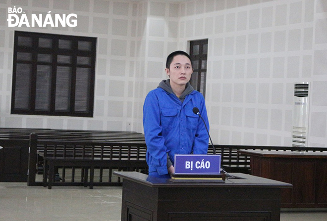 Wang Qing Lin standing his trial at the Da Nang People’s Court on Tuesday afternoon