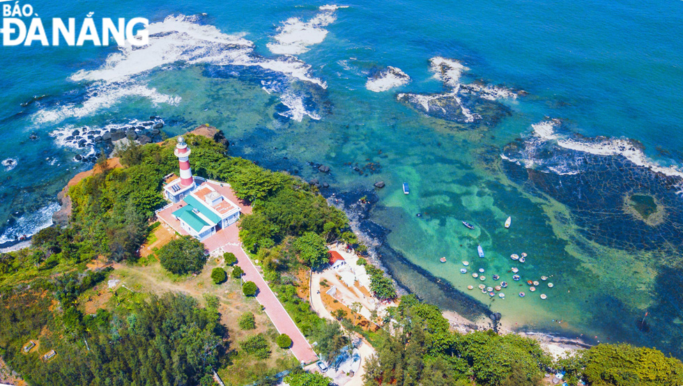 The majestic Ba Lang An Lighthouse viewed from above