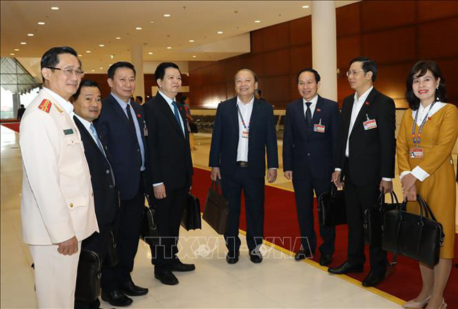 Đoàn đại biểu Đảng bộ tỉnh Tây Ninh dự ngày làm việc thứ ba Đại hội XIII của Đảng. Ảnh: TTXVN