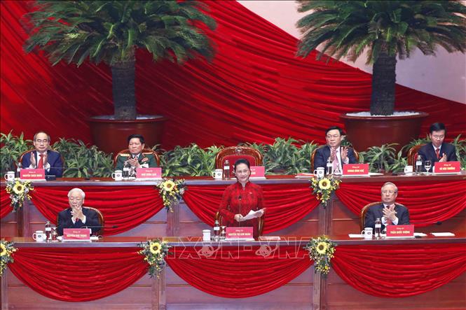 Chủ tịch Quốc hội Nguyễn Thị Kim Ngân thay mặt Đoàn Chủ tịch điều hành phiên bế mạc Đại hội. Ảnh: TTXVN