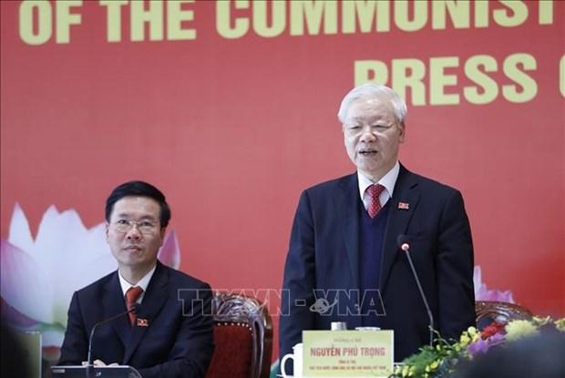 Party General Secretary and State President Nguyen Phu Trong (standing) speaks at the press conference (Photo: VNA)