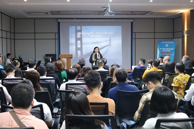 Nguyen Phi Van, founder and chairwoman of the Retail and Franchise Asia and founder and executive member of World Franchise Associates, speaks at the ‘Start your own business with franchise model’ seminar organised by the HCM City Investment and Trade Promotion Centre in HCM City. (Photo courtesy of the centre)