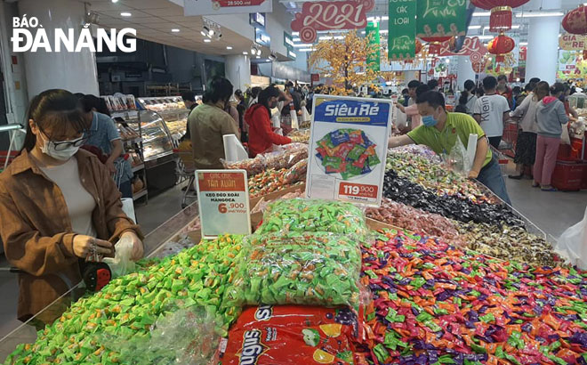 Staff and shoppers at the Big C Mall have always obeyed the face mask rules to prevent the spread of the coronavirus