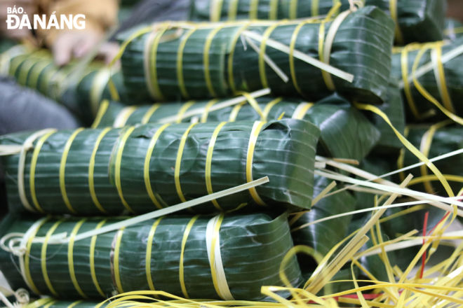 ‘Banh tet’ costs 70,000 VND and more for apiece, depending on size and ingredients.