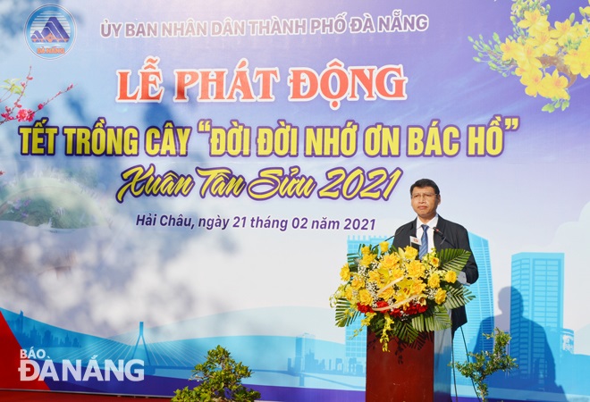 Vice Chairman Minh speaking at the launching ceremony for the tree-planting campaign at the Nai Nam Communal House