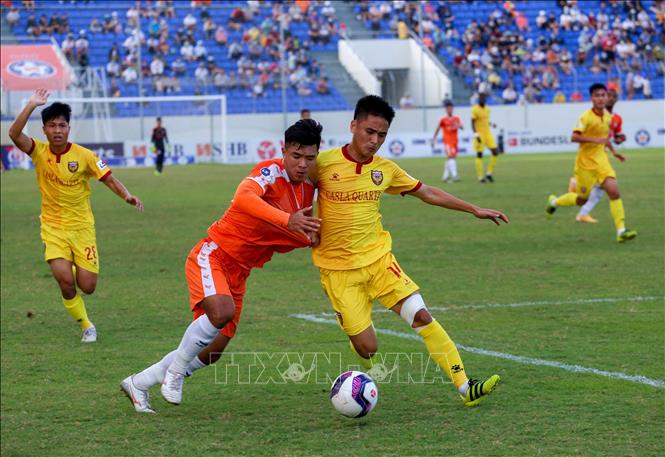V.League 2021: SHB Đà Nẵng tạm vươn lên đứng đầu bảng xếp hạng