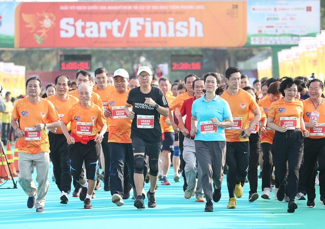Herbalife Việt Nam hỗ trợ tổ chức Giải Vô địch quốc gia marathon và cự ly dài báo Tiền Phong (Tiền Phong Marathon) 2021