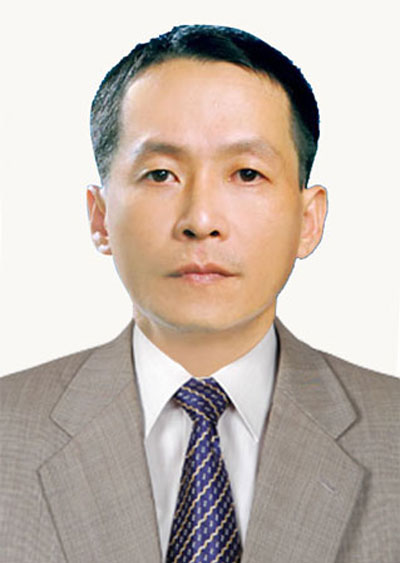 ông Trần Văn Vũ (ảnh), Cục trưởng Cục Thống kê thành phố, Phó trưởng ban Thường trực Ban chỉ đạo tổng điều tra kinh tế thành phố Đà Nẵng 