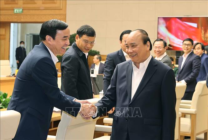 Thủ tướng Nguyễn Xuân Phúc với các đại biểu dự họp. Ảnh: Thống Nhất/TTXVN