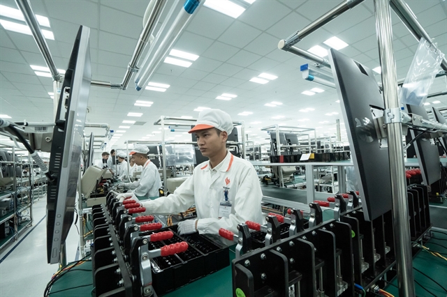 Smartphones are produced at a Vingroup factory in Hải Phòng. Photo: quandoinhandan