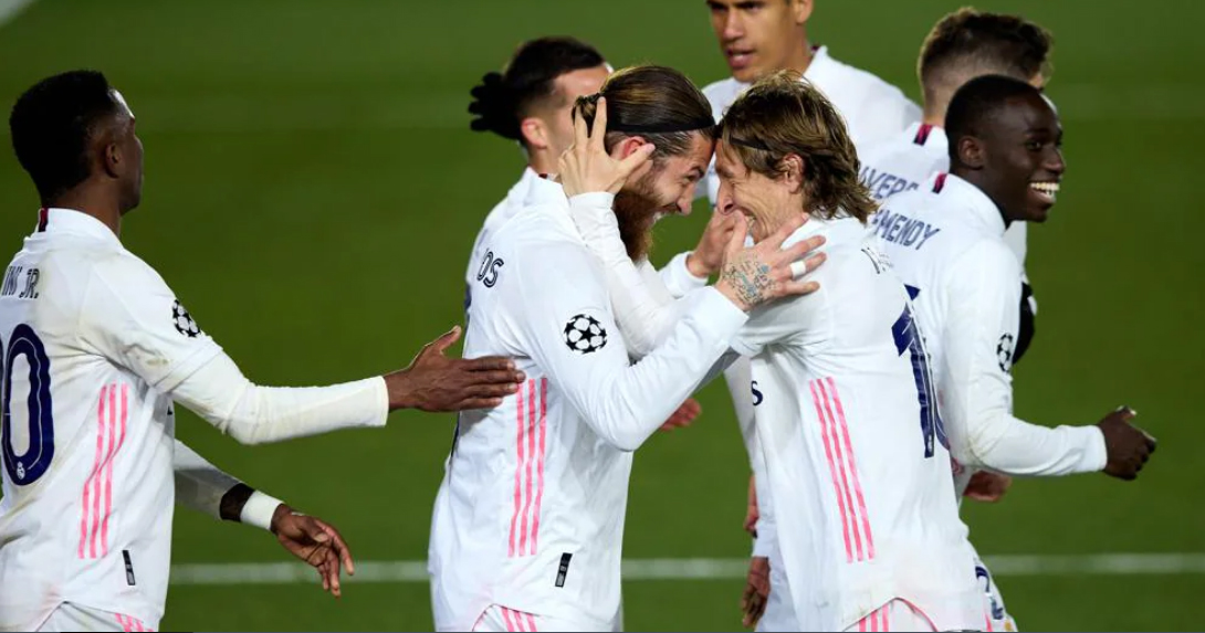 Kinh nghiệm của những trụ cột như Modric (phải) hay Ramos (giữa) đã giúp Real Madrid vượt qua Atalanta trong trận lượt về vòng 1/16 UCL vào rạng sáng 17-3 (giờ Việt Nam). Ảnh: UEFA