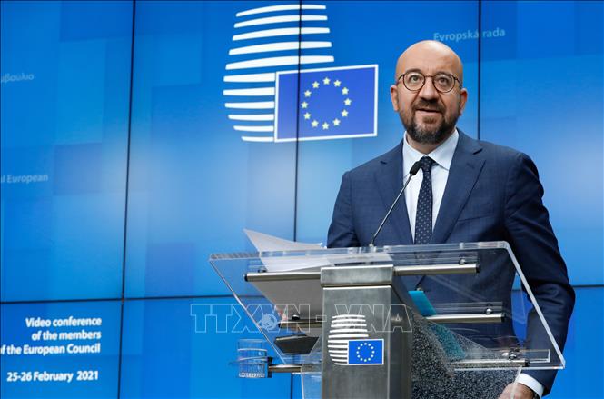 Chủ tịch Hội đồng châu Âu Charles Michel phát biểu trong cuộc họp báo tại Brussels, Bỉ. Ảnh: THX/TTXVN