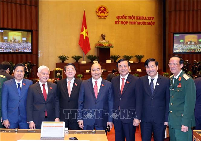 Thủ tướng Nguyễn Xuân Phúc và các Đại biểu Quốc hội dự khai mạc kỳ họp lần thứ 11. Ảnh: Thống Nhất/TTXVN