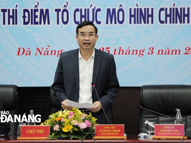 Chủ tịch UBND thành phố Lê Trung Chinh phát biểu chỉ đạo tại hội thảo. Ảnh: TRỌNG HÙNG	