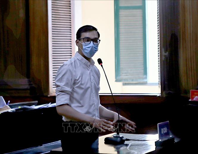 Bị cáo Dương Tấn Hậu tại tòa.