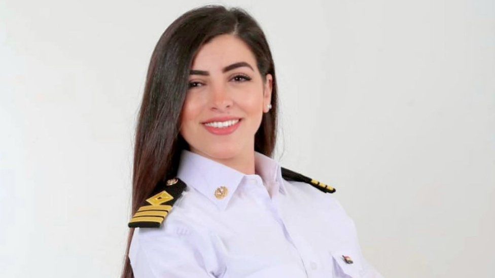 Nữ thuyền trưởng Ai Cập bị đồn làm tàu Ever Given mắc cạn trên kênh Suez