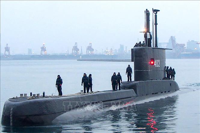 Khả năng tàu ngầm Indonesia gặp sự cố trước khi mất kiểm soát