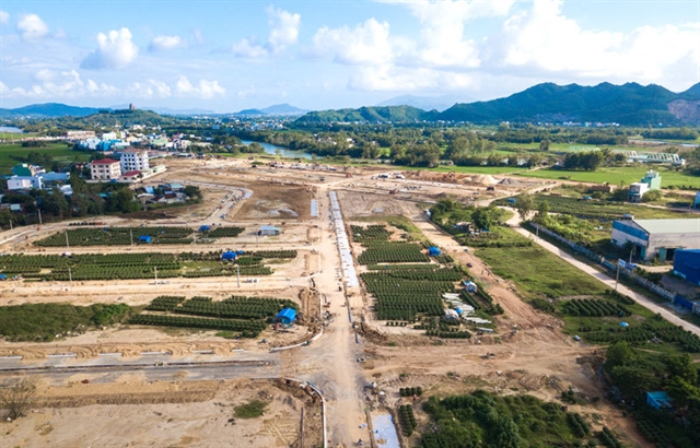 Đà Nẵng has warned about tricks of several speculators with might create an unreal land fever in the central city after recent announcement of the adjusted master planning. — Photo vietnamnet.vn