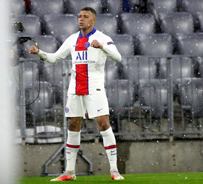 Kylian Mbappe sau phút đưa bóng vào lưới Bayern Munich. Hiện anh ghi 7 bàn sau 8 trận tại Champions League. Ảnh: AFP/Getty Images