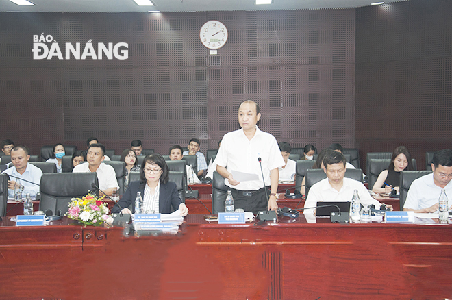 Phó Chủ tịch UBND thành phố Lê Quang Nam phát biểu tại hội thảo. Ảnh: THÀNH LÂN
