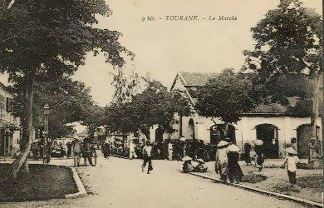 Khi còn mang tên Tourane, Đà Nẵng rợp bóng cây trên đường phố. (Ảnh tư liệu)