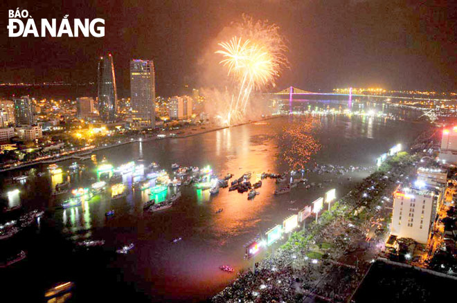 There will be no fireworks displays for Da Nang the Reunification Day (30 April) amid growing concerns over the spread of COVID-19 infections across the world, especially Viet Nam’s neighbouring countries  (Photo: HUY DANG)