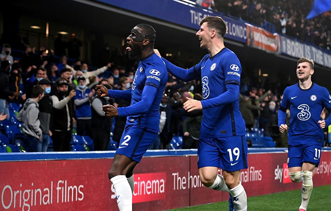 Premier League: Chelsea hạ Leicester, M.U giành vị trí á quân