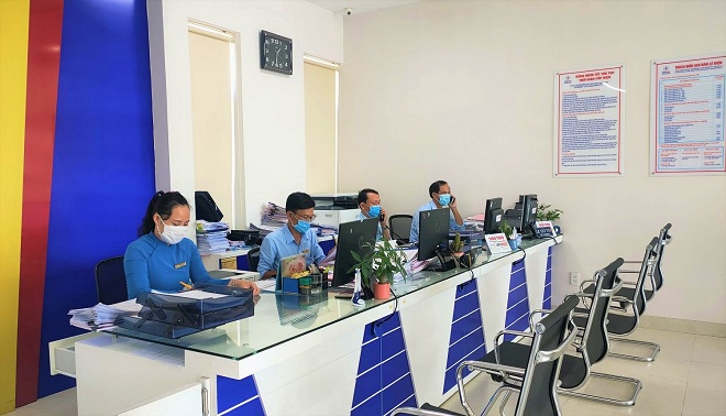 Điện lực trực thuộc PC Đà Nẵng thực hiện nghiêm các yêu cầu về an toàn dịch bệnh.