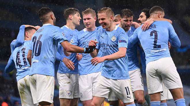 Niềm vui của các cầu thủ Manchester City khi vô địch Ngoại hạng Anh. Ảnh: racingpost.com