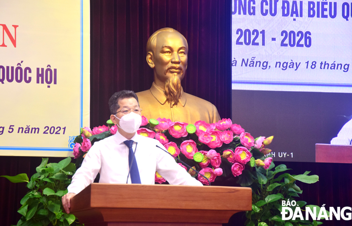 Delivering his action plans, Secretary Quang pledged that if elected as a deputy to the 15th NA, he would perform his duties to the best of his ability and responsibilities to meet Da Nang voters’ high expectations.