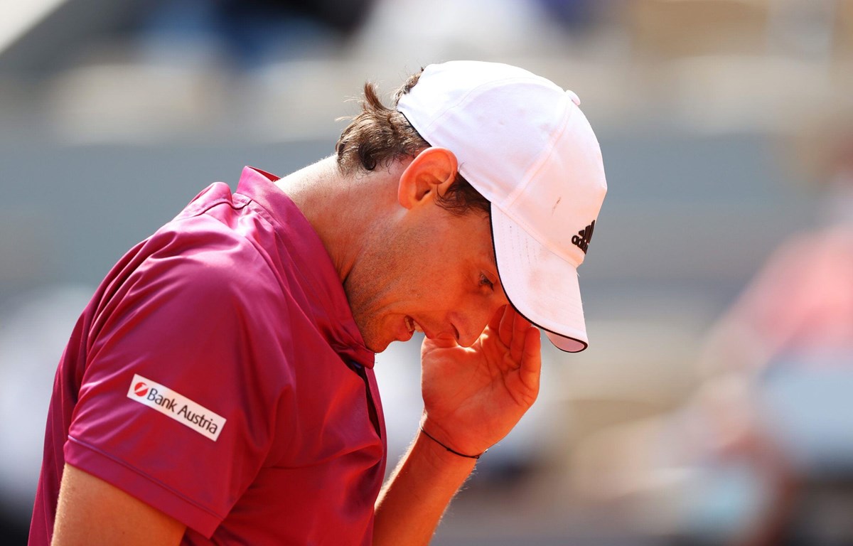 Thiem bị loại ngay từ vòng 1 Roland Garros. (Nguồn: Getty Images)