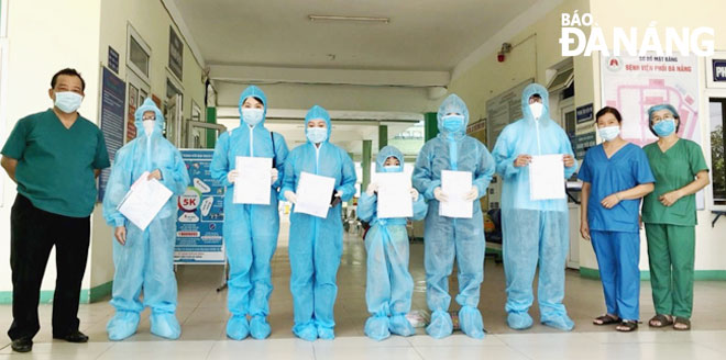 Thêm 8 bệnh nhân mắc Covid-19 tại Đà Nẵng được xuất viện