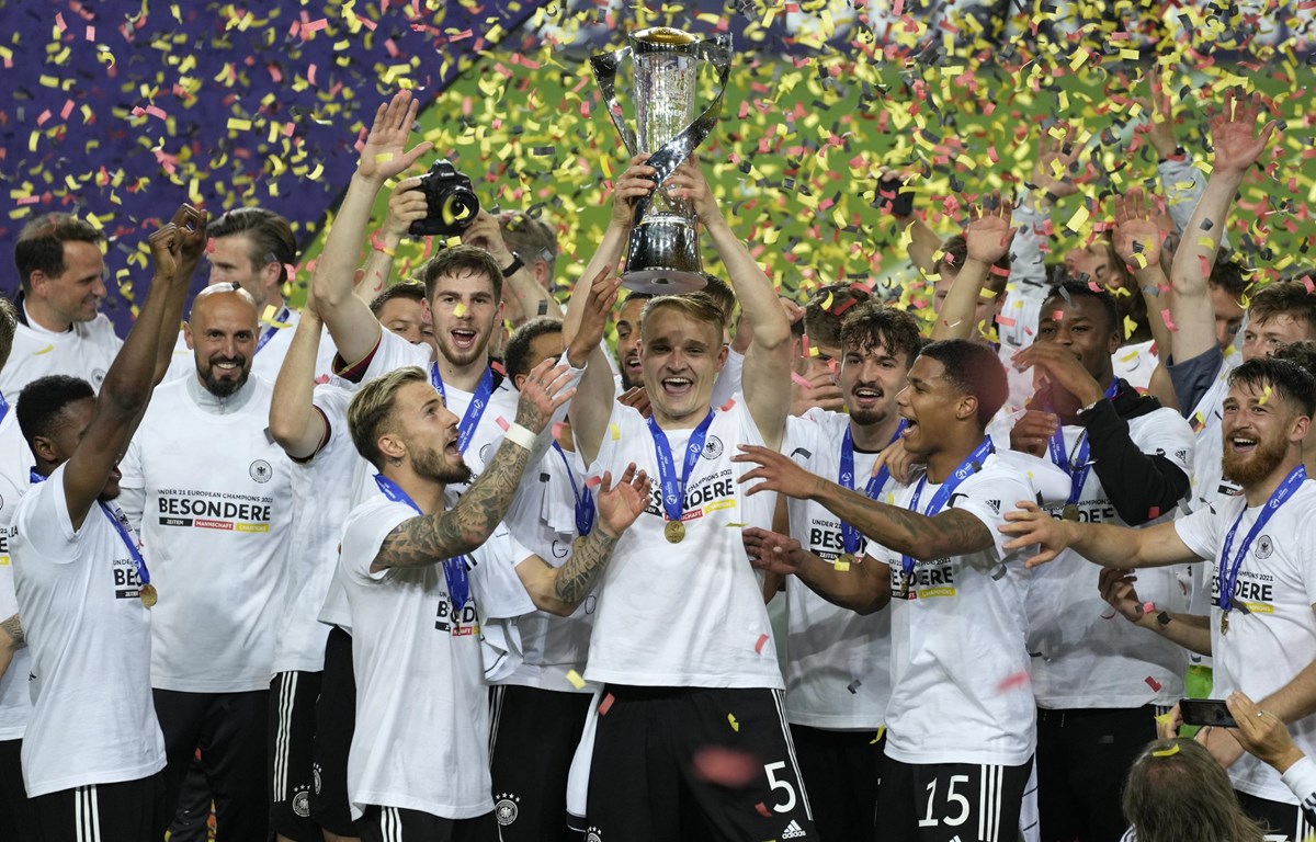 Đánh bại Bồ Đào Nha, Đức lần thứ ba vô địch U21 châu Âu