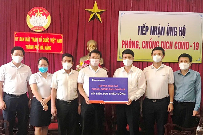 Sacombank ủng hộ 300 triệu đồng phòng, chống Covid-19 tại Đà Nẵng