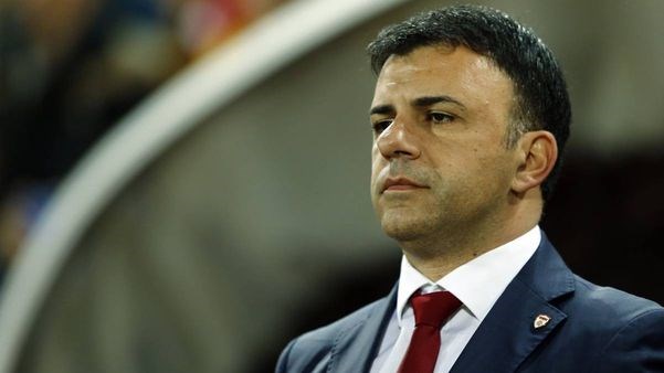 HLV Macedonia Angelovski là nhà cầm quân đầu tiên từ chức ở EURO 2020