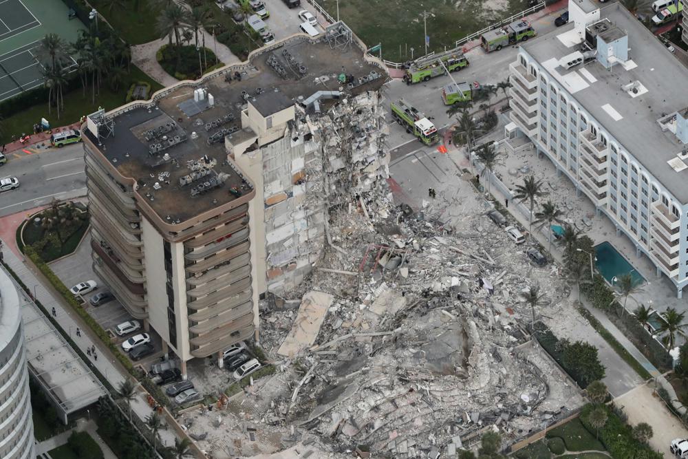 Sập nhà ở bang Florida: Mỹ ban bố tình trạng khẩn cấp