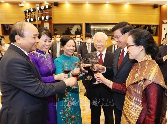 Chiêu đãi trọng thể chào mừng Tổng Bí thư, Chủ tịch nước Lào Thongloun Sisoulith và Phu nhân cùng Đoàn cấp cao Lào