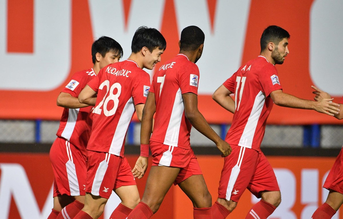 Hoàng Đức tỏa sáng, Viettel thắng tưng bừng tại AFC Champions League