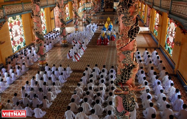 A ceremony of religious followers (Photo: VNA)