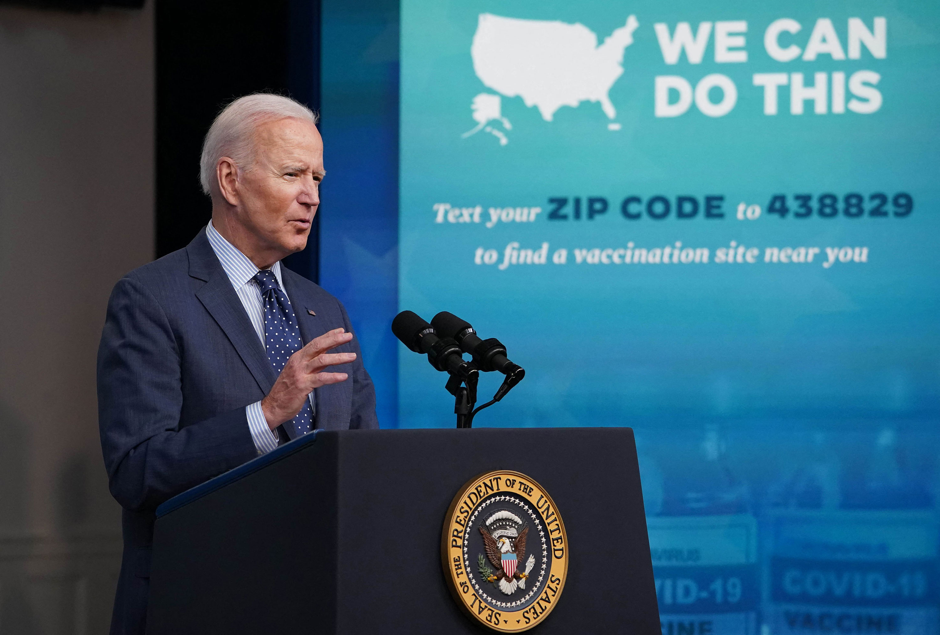 Tổng thống Mỹ Joe Biden phát biểu về chương trình tiêm vắc-xin ngừa Covid-19 bên trong Nhà Trắng ngày 2-6. Ảnh: Getty Images