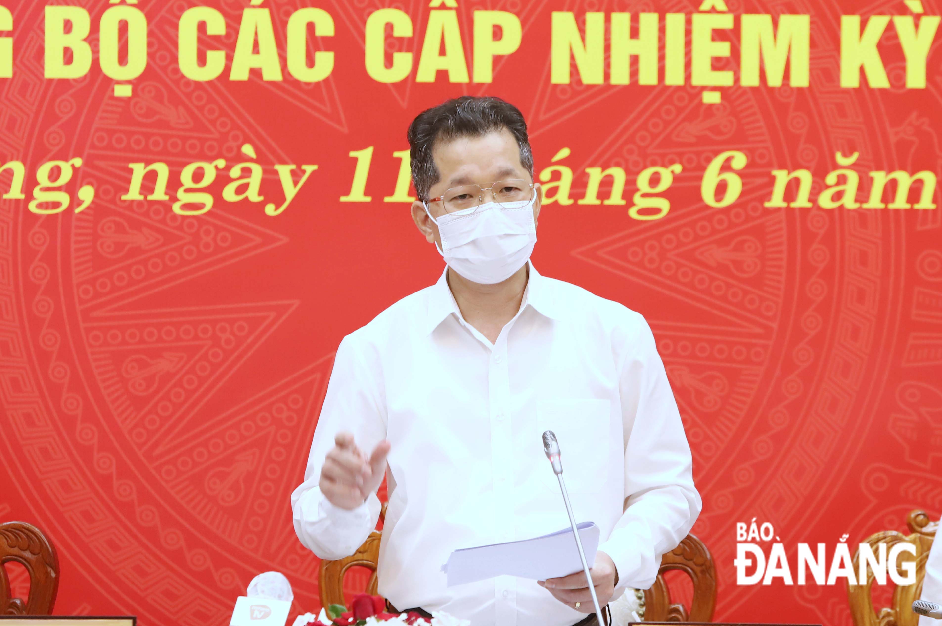 Bí thư Thành ủy Nguyễn Văn Quảng phát biểu tại buổi làm việc. Ảnh: NGỌC PHÚ