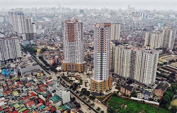 The COVID-19 pandemic significantly affects the real estate market but many expect a market recovery when the virus is put under control. (Photo: baodautu.vn)