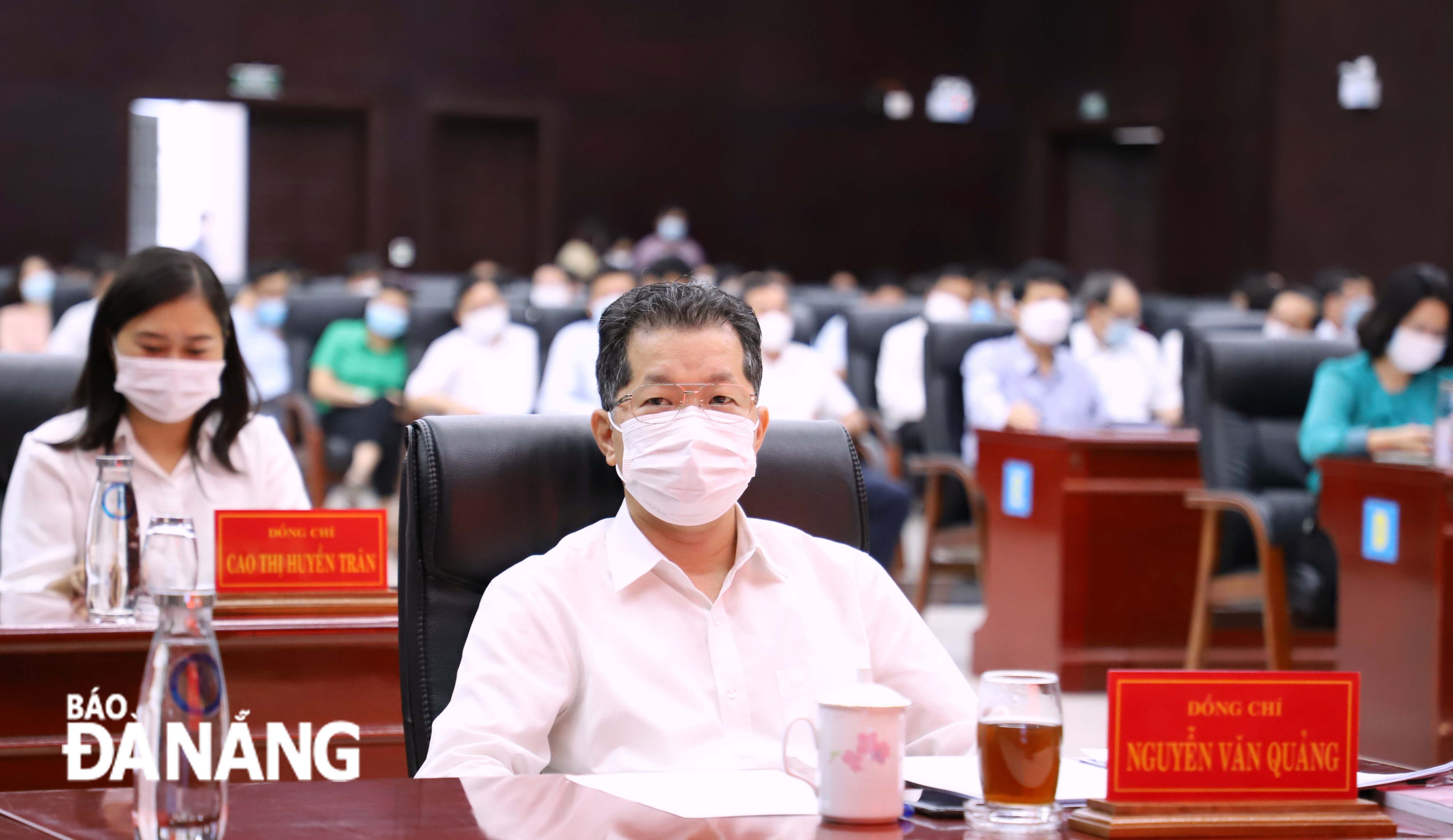 Bí thư Thành hủy Nguyễn Văn Quảng dự hội nghị. Ảnh: NGỌC PHÚ